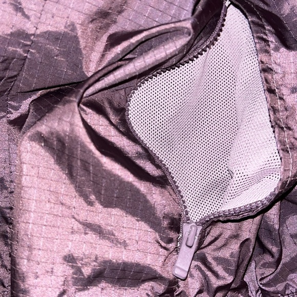 Nike Lavender Ventilated Reflective Running Jacket - Picture 9 of 13